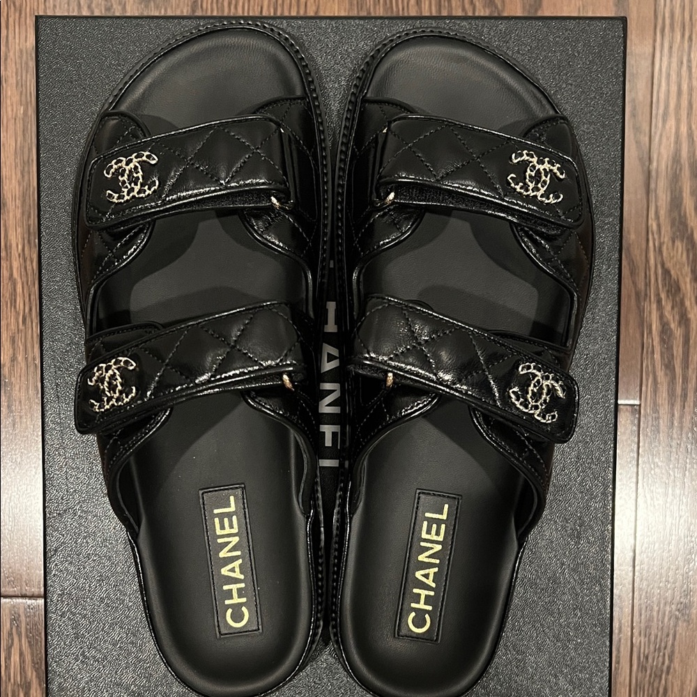CHANEL Lambskin Black Mules Size 41.